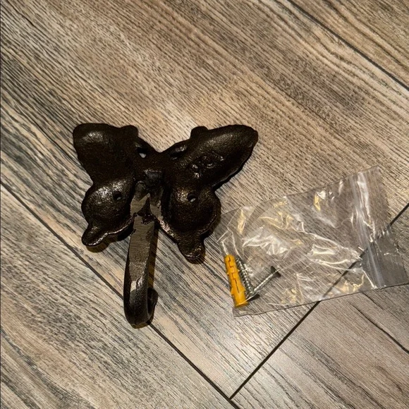 Cast Iron Brown Butterfly Wall Hook with screws - Picture 3 of 3